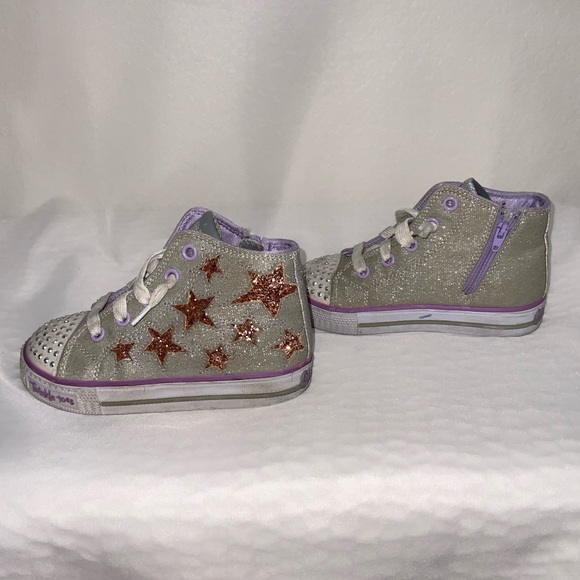 Girl’s Skechers Gold Glitter Stars Twinkle Toes Size 10 - Picture 4 of 5